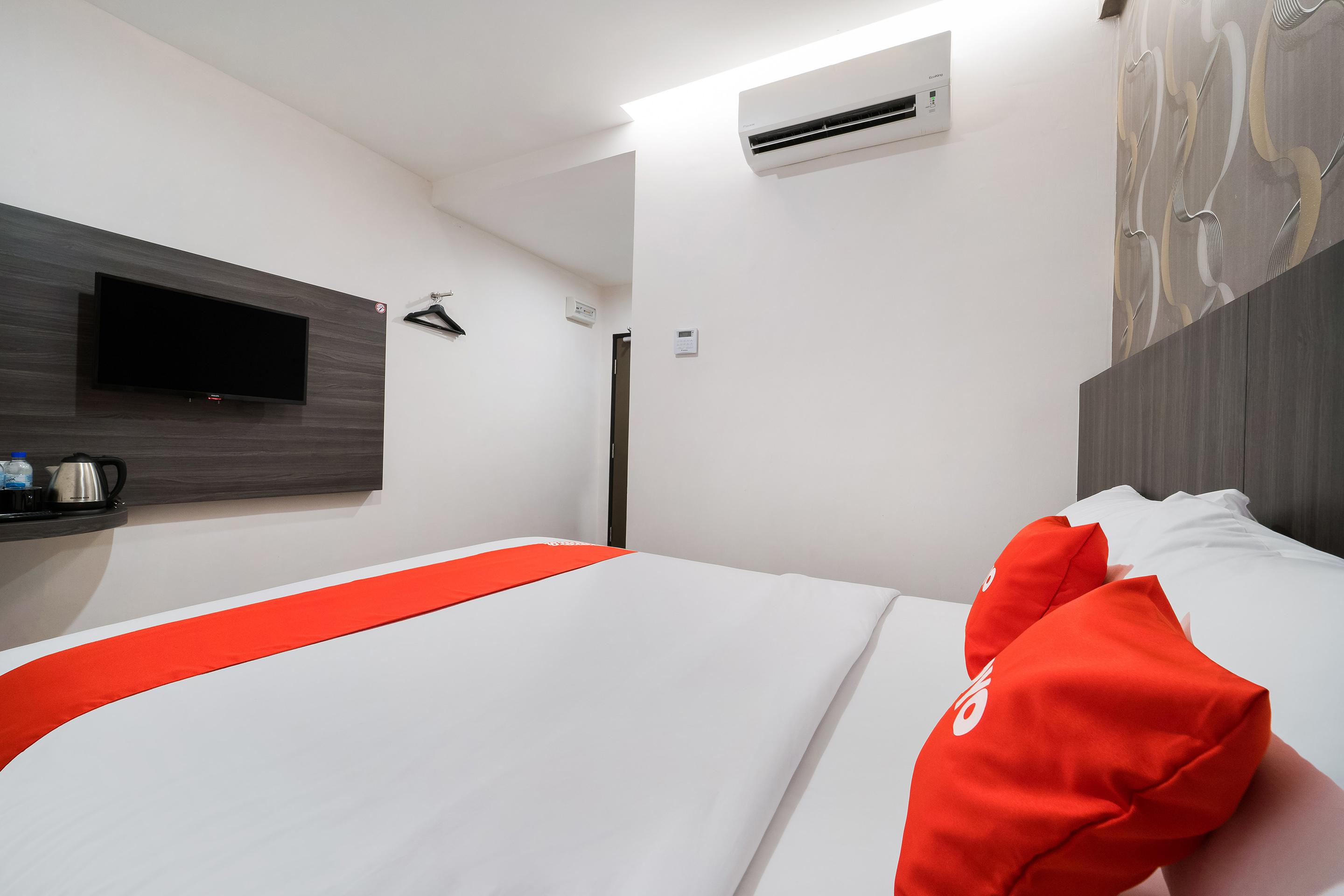 Capital O 89386 Stay 365 Hotel Чанґлун Екстер'єр фото