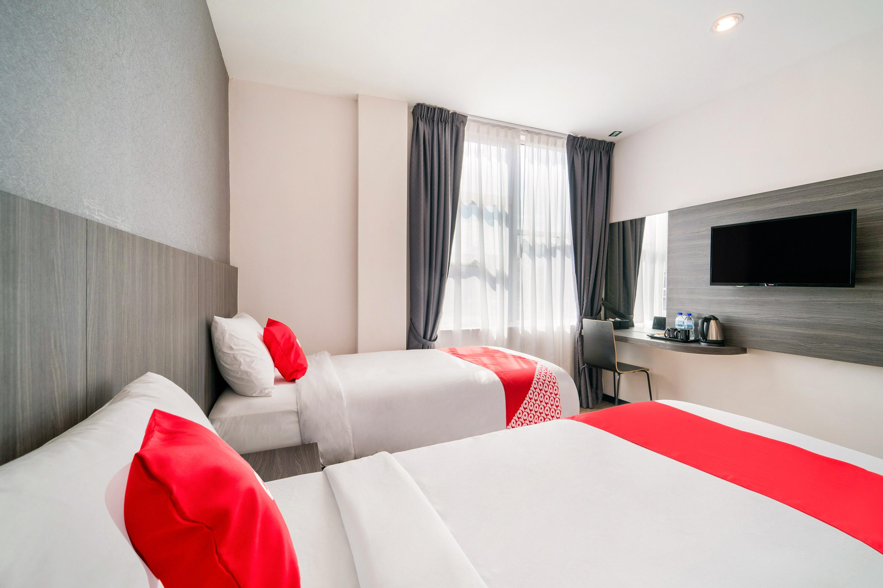 Capital O 89386 Stay 365 Hotel Чанґлун Екстер'єр фото