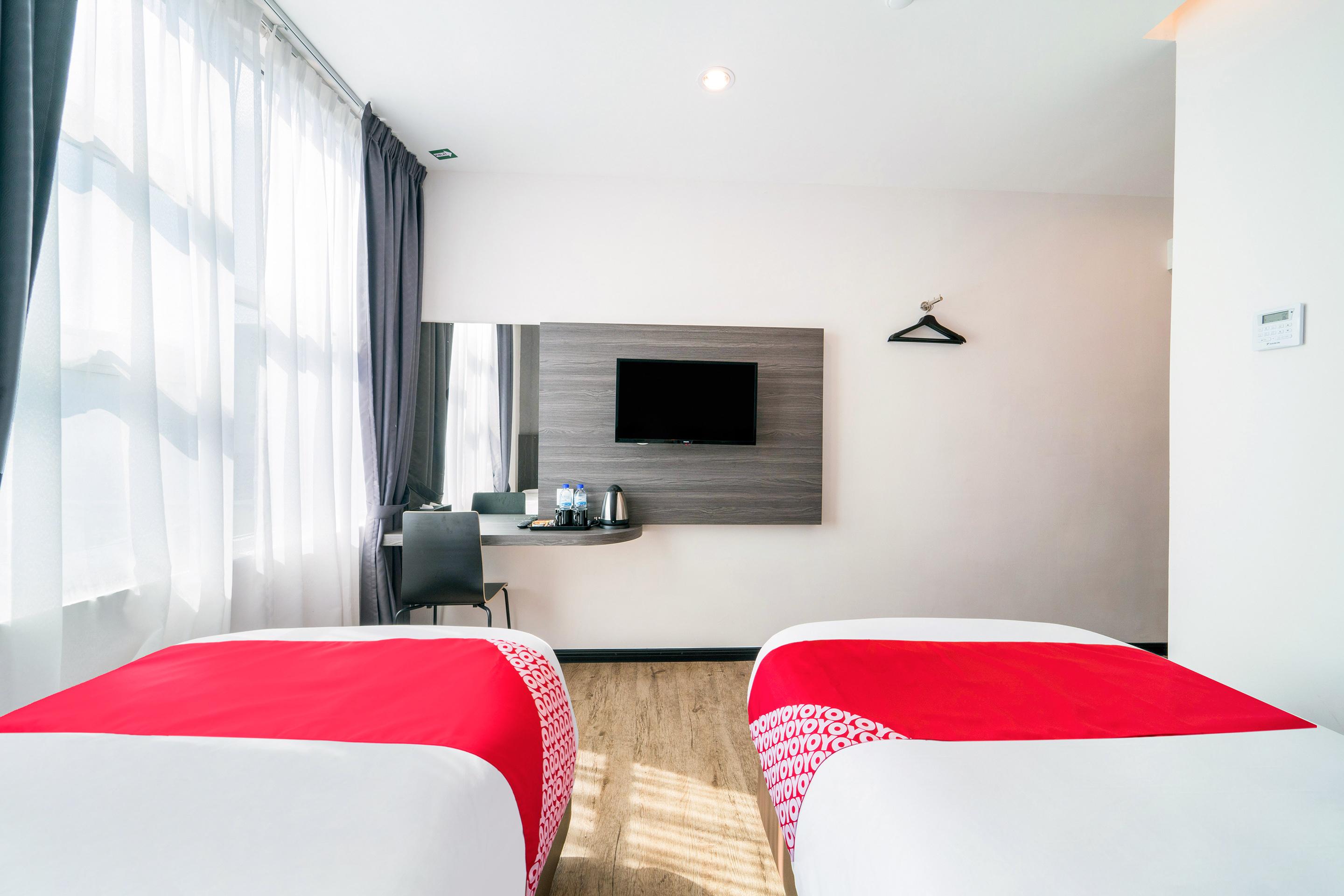 Capital O 89386 Stay 365 Hotel Чанґлун Екстер'єр фото
