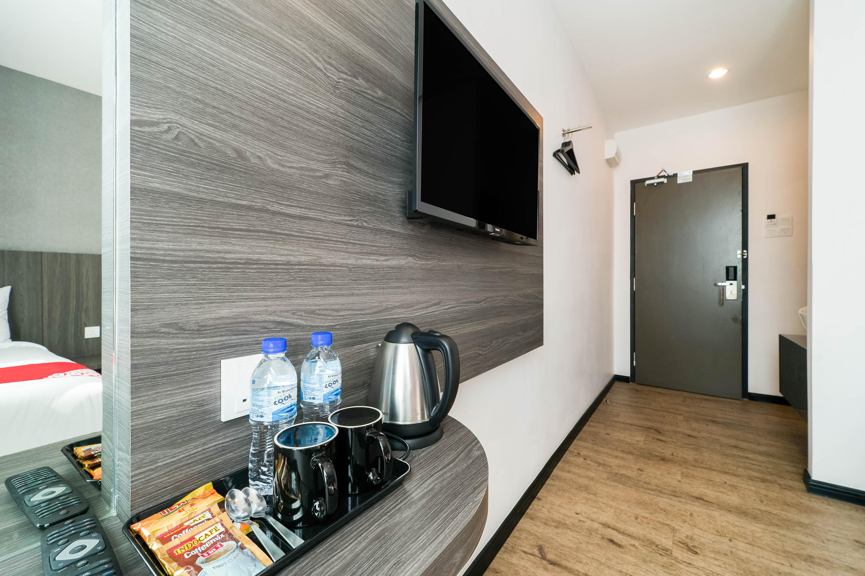 Capital O 89386 Stay 365 Hotel Чанґлун Екстер'єр фото