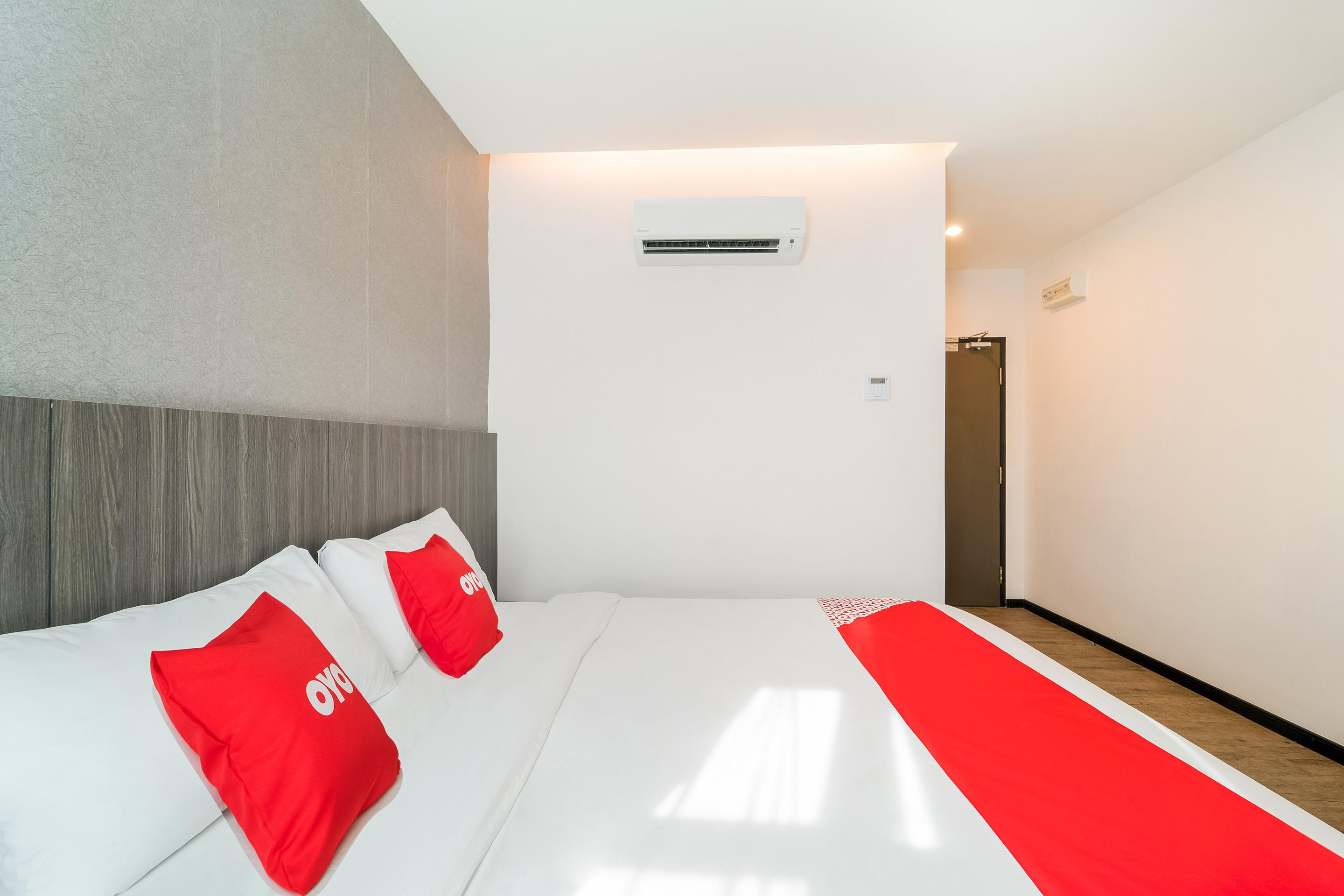 Capital O 89386 Stay 365 Hotel Чанґлун Екстер'єр фото