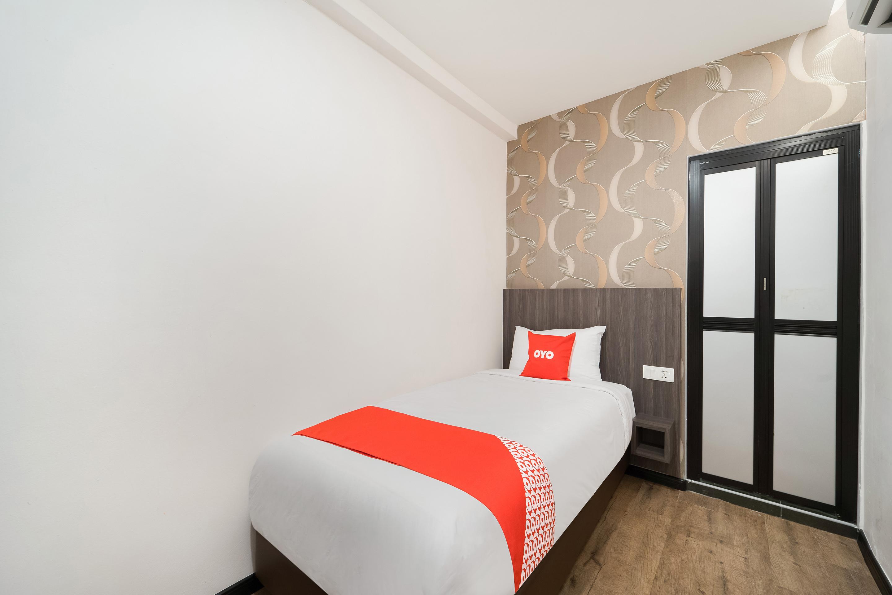 Capital O 89386 Stay 365 Hotel Чанґлун Екстер'єр фото