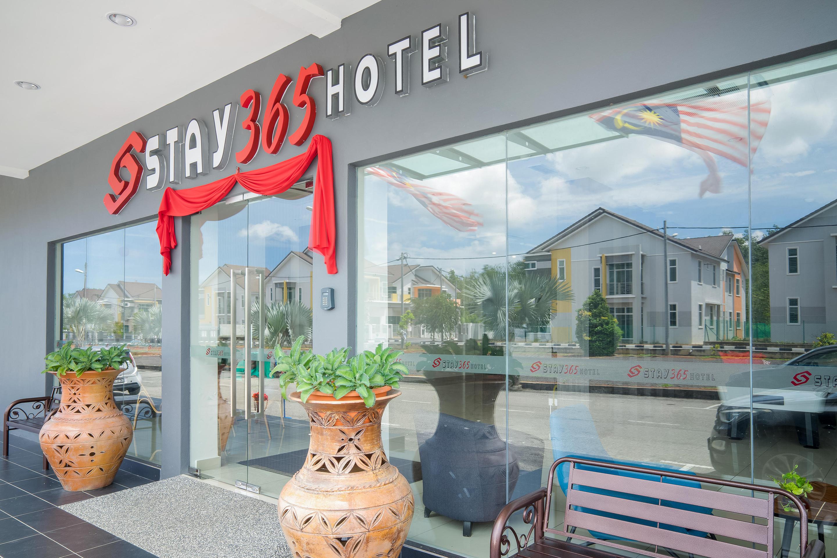 Capital O 89386 Stay 365 Hotel Чанґлун Екстер'єр фото