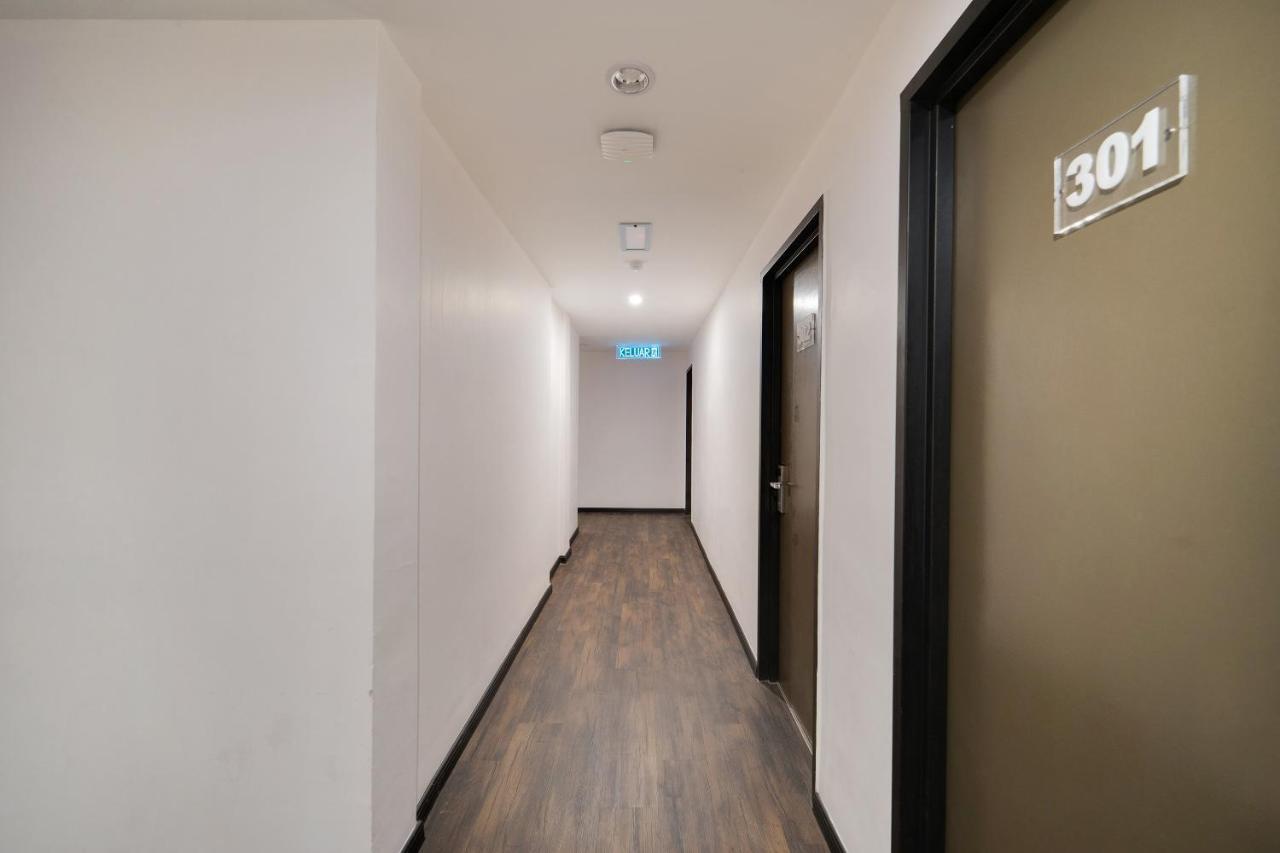 Capital O 89386 Stay 365 Hotel Чанґлун Екстер'єр фото
